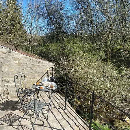 Brookside Дом отдыха *